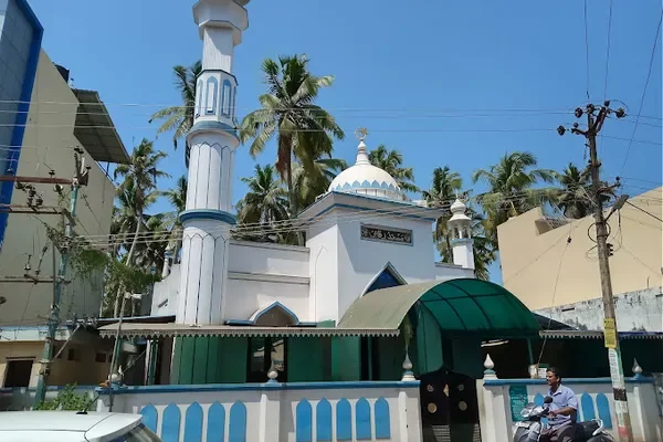 Image of: Refai Masjid Thengapattanam