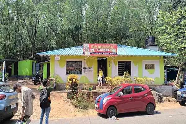 Image of: Richu Achayans Family Restaurant - Great Meals for Families