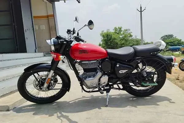 Image of: Royal Enfield Service Center - Chandra Motors