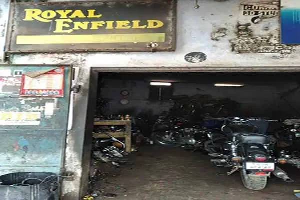 Image of: Royal Enfield Service Center - Royal Phoenix Motors PVT Ltd