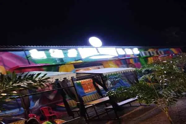 Image of: Royal Lodge & Restaurant - Comfortable Stays and Dining