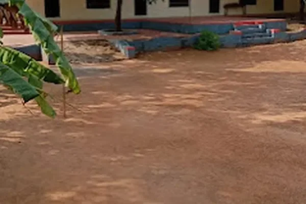 Image of: Royal Matriculation Higher Secondary Residential School