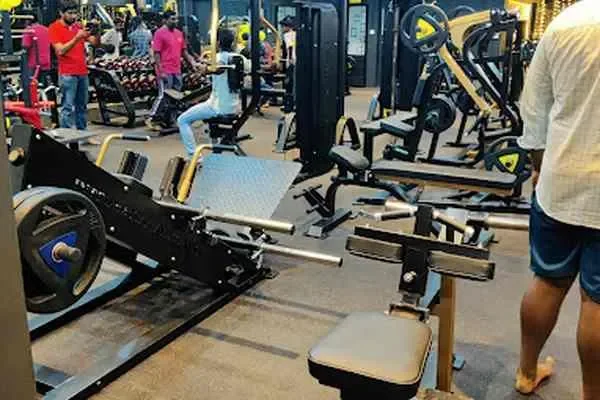 Image of: Royalize Fitness Planet - Comprehensive Fitness Center