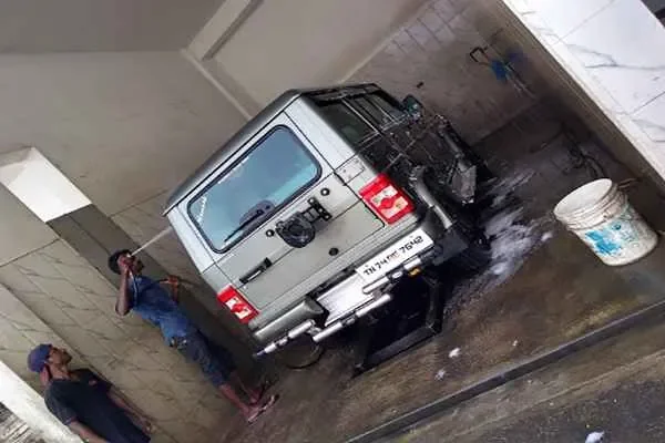 Image of: Rs Two Wheeler Service