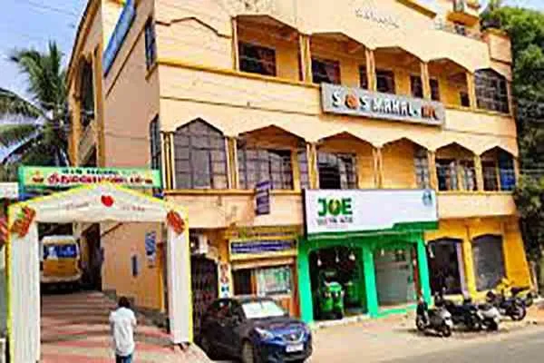 Image of: S & S Mahal A/C - Elegant Air-conditioned Banquet Hall