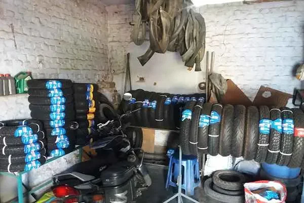 Image of: SNS Puncher shop