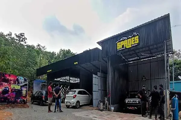 Image of: SPADES - The Detailing Xperts