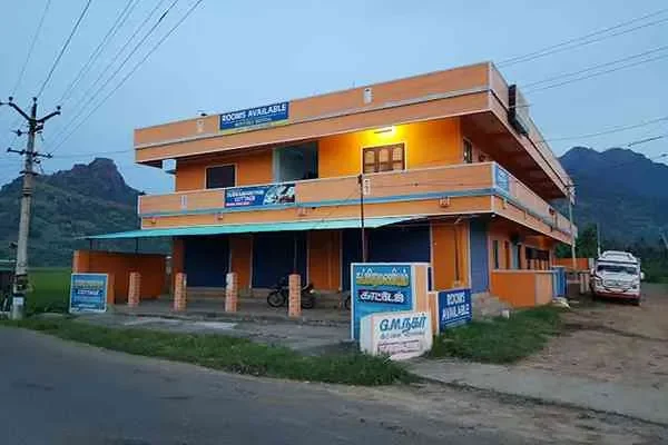 Image of: SPOT ON 43690 Sck Lodge - Comfortable Budget Stays