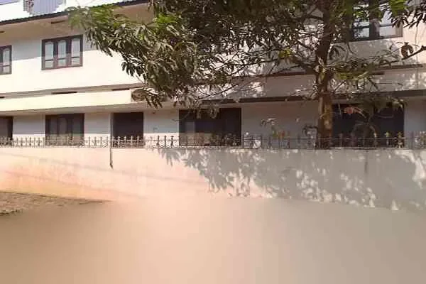 Image of: Sajina Herbal Beauty Parlour - Herbal Beauty Treatments and Dance Costumes for Rent