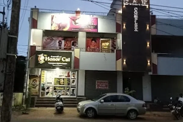 Image of: Sakthi Beauty Parlour - Top Beauty Services Near You