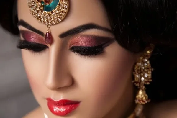 Image of: Sakthi Ladies Beauty Parlour - Top Beauty Services