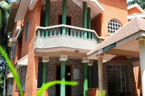 Image of: Santhigiri