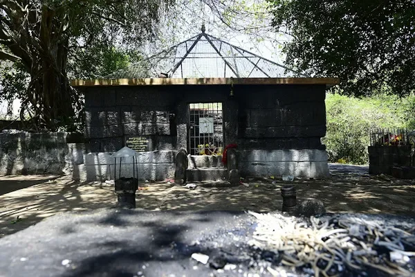 Image of: Sempoosi Sastha Temple Kothinallur