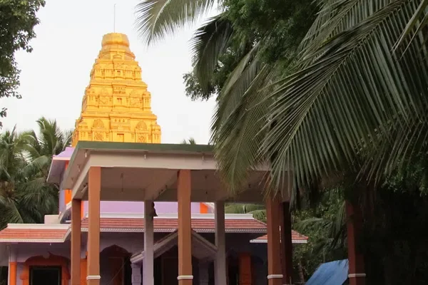 Image of: Shri Santorpathi Ayya Temple Ettaiyapuram