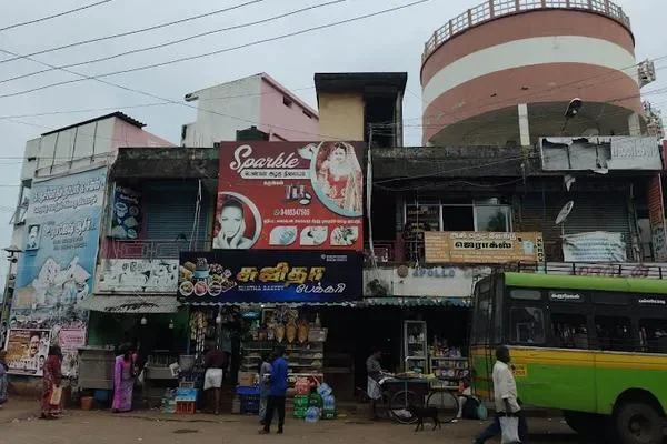 Image of: Sparkle Ladies Beauty Parlour - Expert Beauty Services