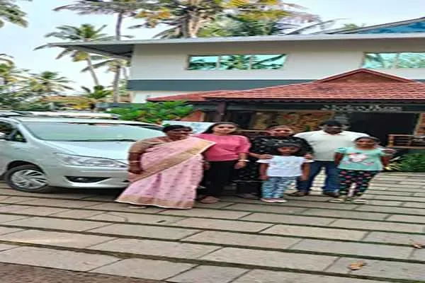 Image of: Sri Hari Tours ( Kanyakumari Local & Outstation Cab Booking - Taxi Service - Rental Car - Hire Innova & Tempo Traveler )