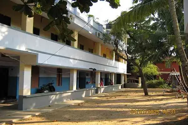 Image of: Sri Sarada Ayurvedic Hospital - Specialized Ayurvedic Treatment