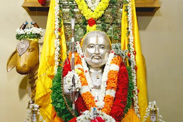 Image of: Sri Guru Arputha Ragaventra Alayam-Kottar