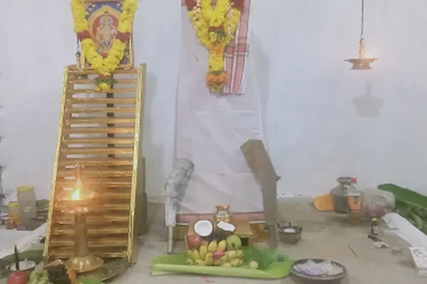 Image of: Sri Sudalaimada Swamy Temple - Divine Blessings at Sudalaimada Swamy Temple