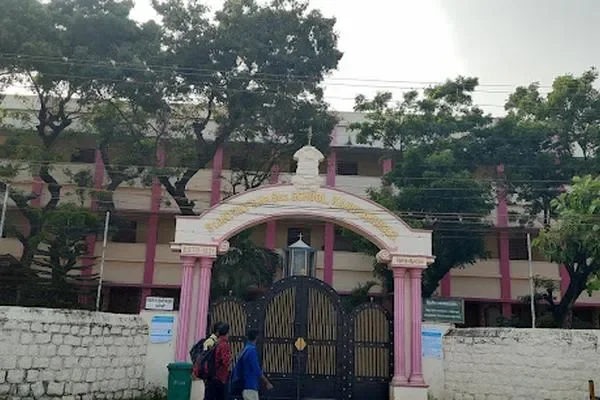 Image of: St Antonys Higher Secondary School Playground