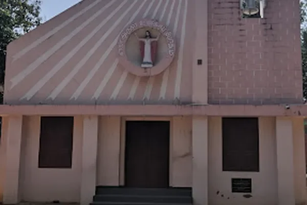 Image of: St. Peters Church, Cherikadai (????? ?????? ????? , ?????????)-Valvaithankoshtam