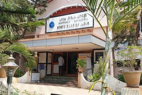 Image of: State Bank of India VADASERY
