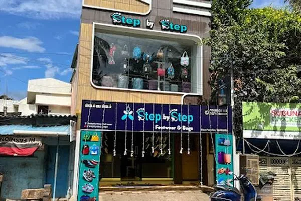 Image of: Step by Step Footwear and Bags for Every Occasion