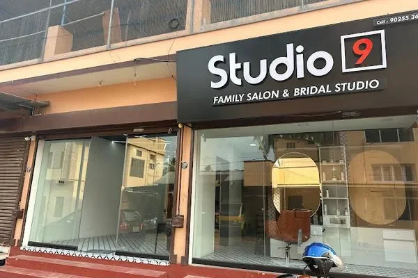 Image of: Studio 9 Family Saloon and Bridal Studio Services