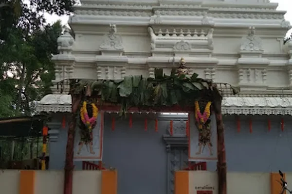 Image of: Sudalai Maadan Temple, Kanchiravilai-Eraniel