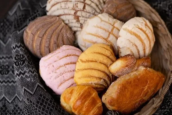 Image of: Suganthi Bakery - Fresh Baked Goods and Treats