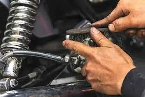 Image of: Sunil Auto Works - Reliable Bike Repairs
