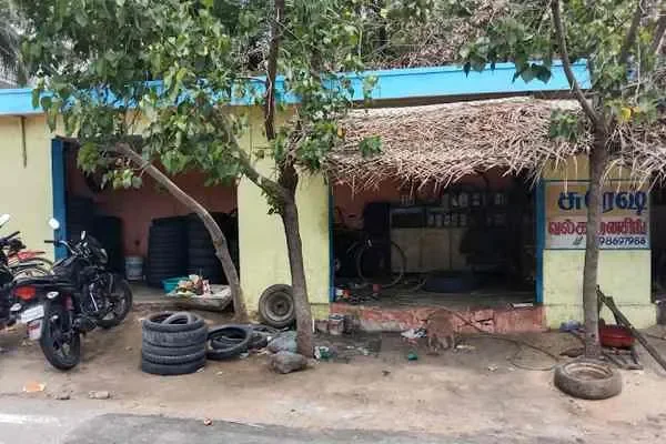 Image of: Suresh Puncture - Bike & Car Tire Repairs