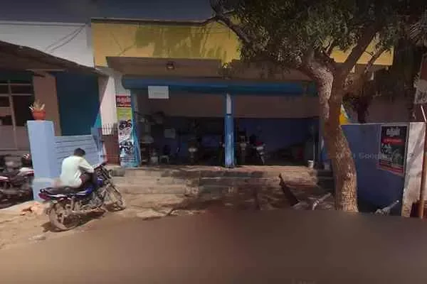 Image of: Suthan Workshop - Expert Motorcycle Repairs