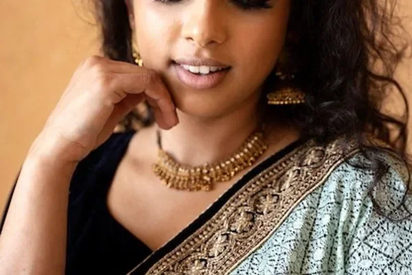 Image of: Swarna Beauty Lounge - Your Ultimate Beauty Destination