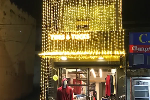 Image of: Tees & Tucks - Casual Fashion in Marthandam