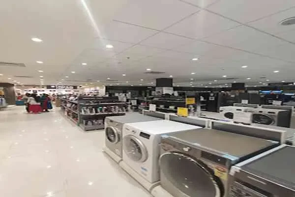 Image of: TRENDS - Fashionable Clothing and Accessories