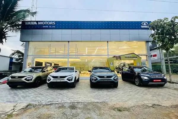 Image of: Tata Motors Cars Showroom - Derik Motors, Nagercoil