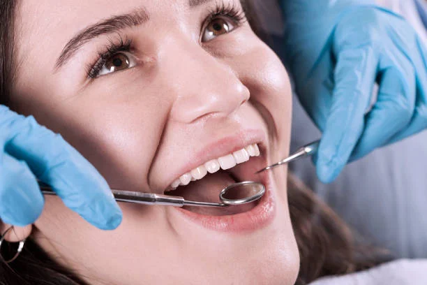 Image of: The Dental Masters in Iyer Bungalow