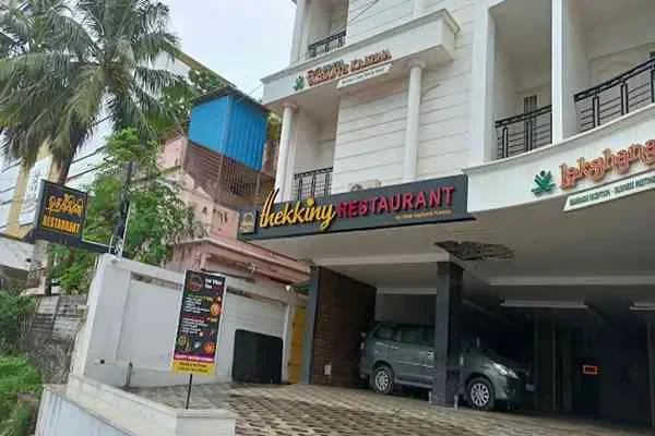 Image of: Thekkiny Restaurant - Traditional South Indian Delights