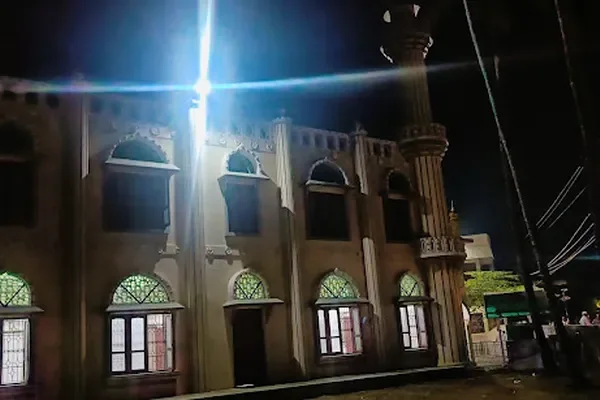 Image of: Thuckalai Masjid: Visit Thuckalai Masjid for Peace and Prayer