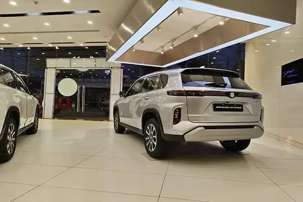 Image of: Track Automotive