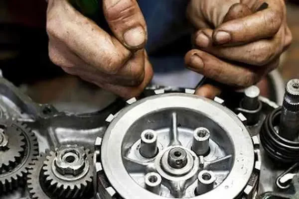 Image of: Two Wheeler Repair - Trusted Bike Service