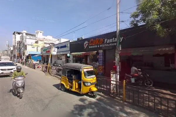 Image of: Udhya Bakery Fresh Breads and Pastries Near You