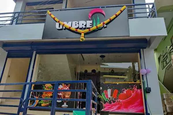 Image of: Umbrella Ice Cream Parlour - Delicious Ice Creams & Sweet Treats