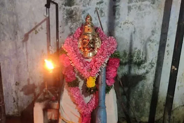 Image of: Ujjaini Makalie Amman Temple: Visit Ujjaini Makalie Amman Temple