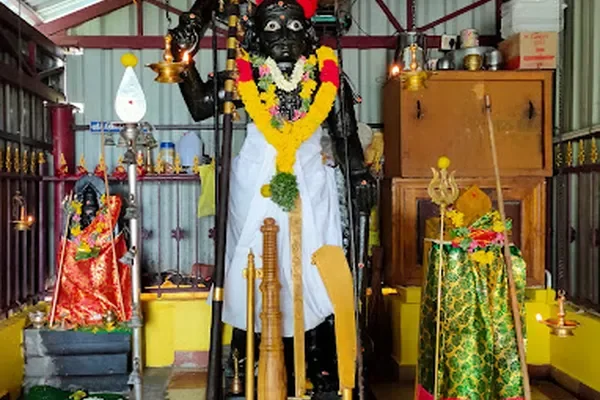 Image of: Utappankarai Pulamadan Temple: Spiritual Experience at Pulamadan Temple
