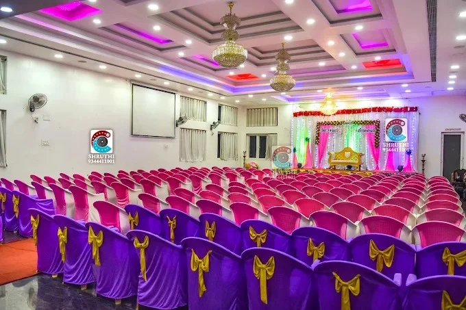 Image of: V.R. A C Mahal in Thiru Nagar