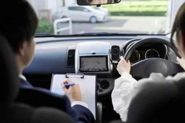 Image of: Vishalo Driving School - Expert Lessons with Certified Instructors