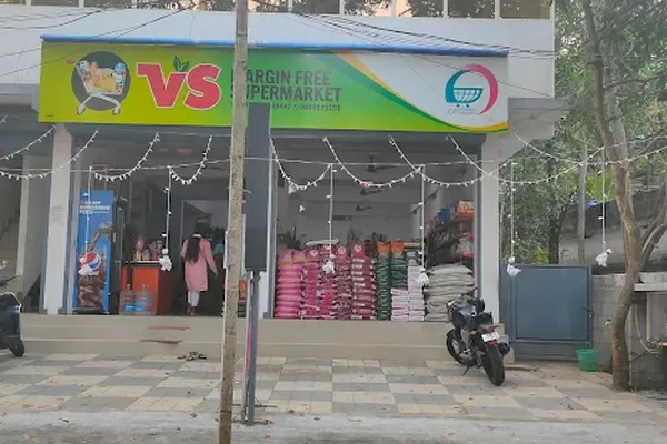 Image of: V S Margin Free Supermarket Ezhudesam - Margin Free Market