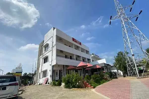 Image of: Vels Multi Cuisine Restaurant - Global Tastes, Local Flavors